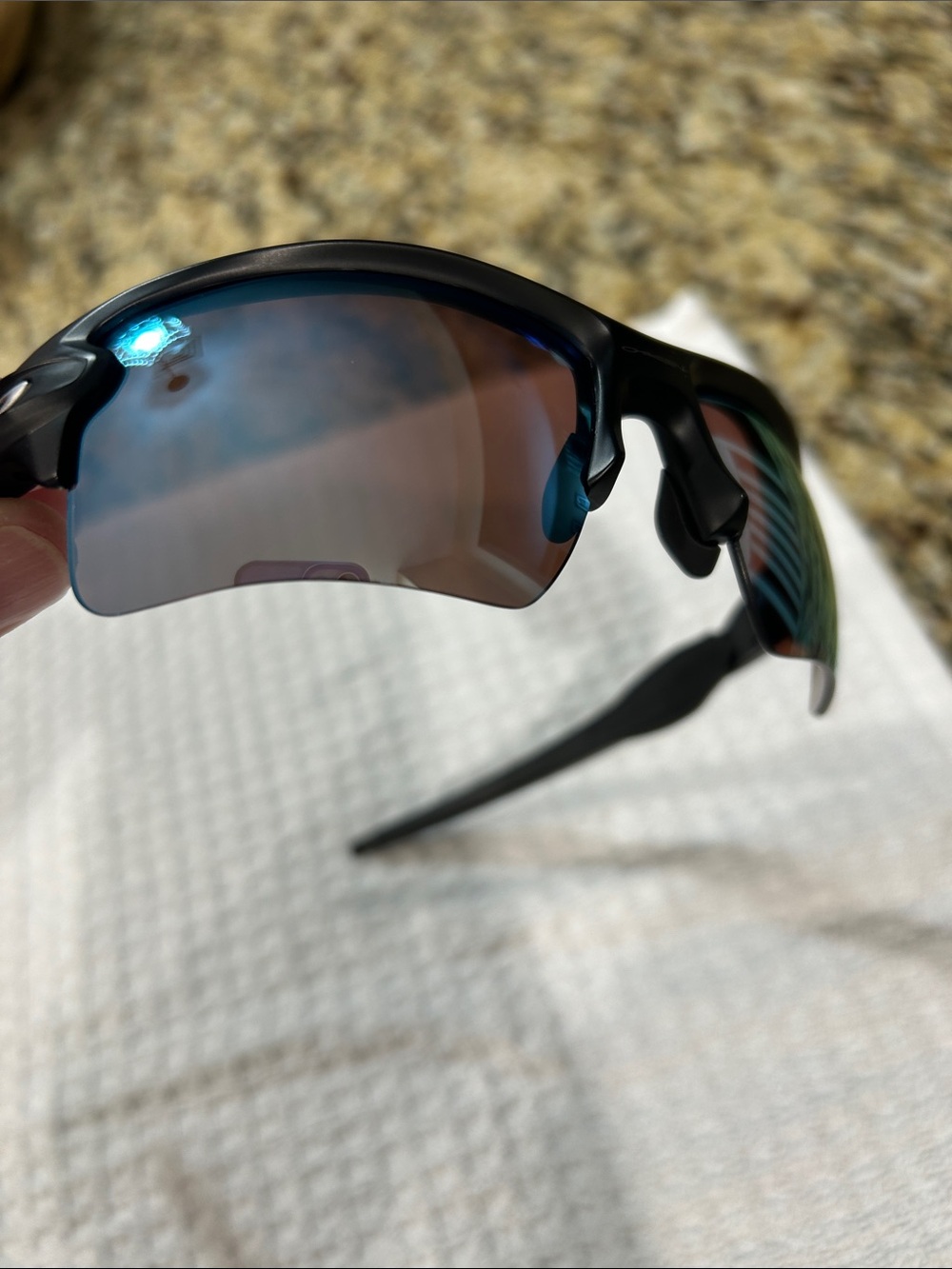 Oakley flak 2.0 black matte sunglasses w/ prizm deep water polarized lenses - Picture 11 of 14
